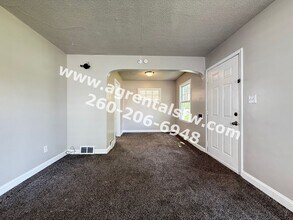 2817 Chestnut St in Fort Wayne, IN - Building Photo - Building Photo