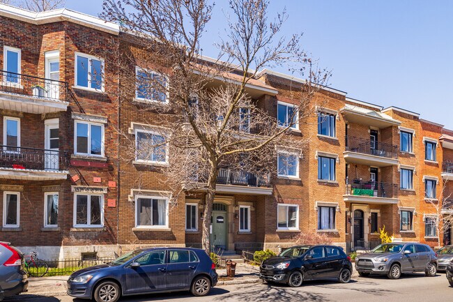 1395 Bélanger St