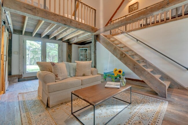 property at 3 Decary Rd