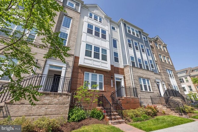 property at 23520 Overlook Park Dr