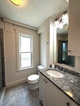 441 Broadway, Unit 2 in Somerville, MA - Building Photo - Building Photo