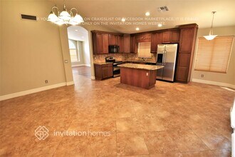 6943 E Lakeview Ave in Mesa, AZ - Building Photo - Building Photo