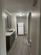 1360 S Arch Ave, Unit 2 in Alliance, OH - Foto de edificio - Building Photo