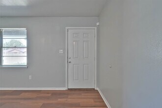 3918 Tavenor Ln in Houston, TX - Building Photo - Building Photo