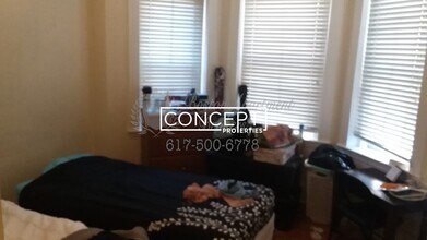 463 Park Dr, Unit 2 in Boston, MA - Foto de edificio - Building Photo