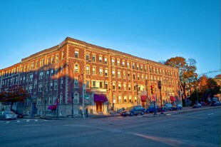 1626 Massachusetts Ave, Unit 1610-15 in Cambridge, MA - Building Photo