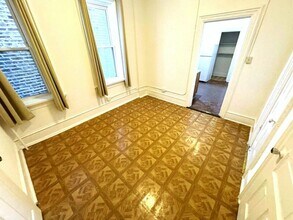 1325 W 18th St in Chicago, IL - Building Photo - Building Photo