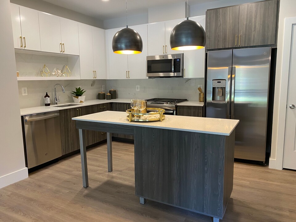 BLVD Gramercy East in Ashburn, VA - Building Photo