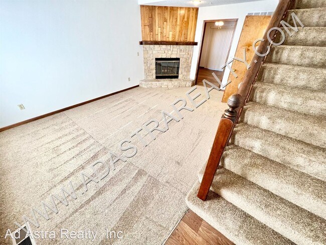 6715 W 149th Terrace photo'