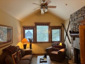 20 June St in Mammoth Lakes, CA - Building Photo