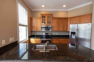 252 Stetson St in Cincinnati, OH - Building Photo - Building Photo
