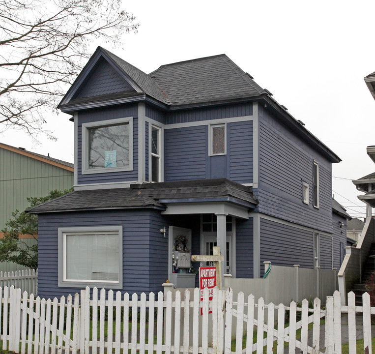 616 S G St in Tacoma, WA - Foto de edificio