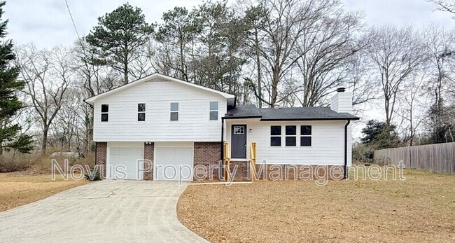 property at 105 Woodbine Dr