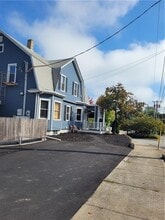 1909 Elmwood Ave in Warwick, RI - Building Photo - Building Photo