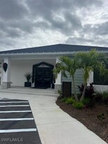 18461 Copperhead Dr in Lehigh Acres, FL - Building Photo