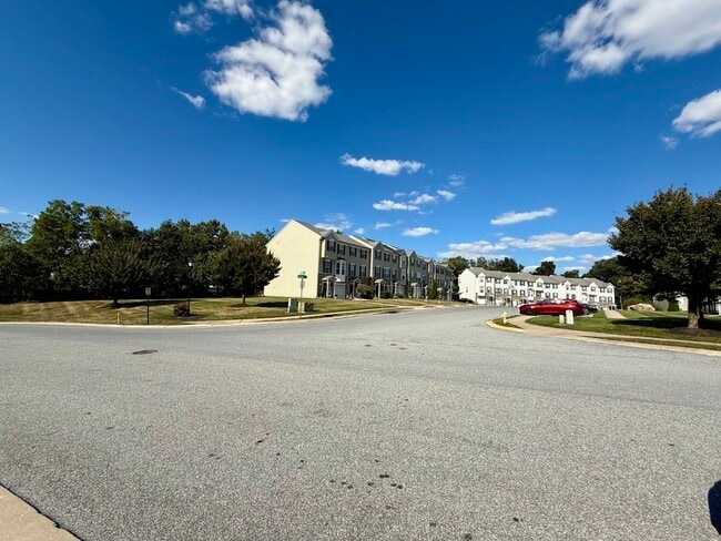 266 Bruaw Dr in York, PA - Building Photo - Building Photo
