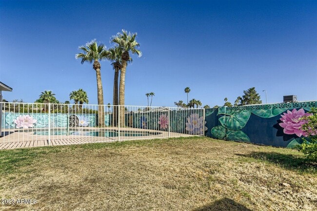 1991 E Carson Dr in Tempe, AZ - Building Photo - Building Photo