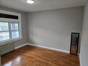 222 Danforth Ave in Jersey City, NJ - Building Photo - Building Photo