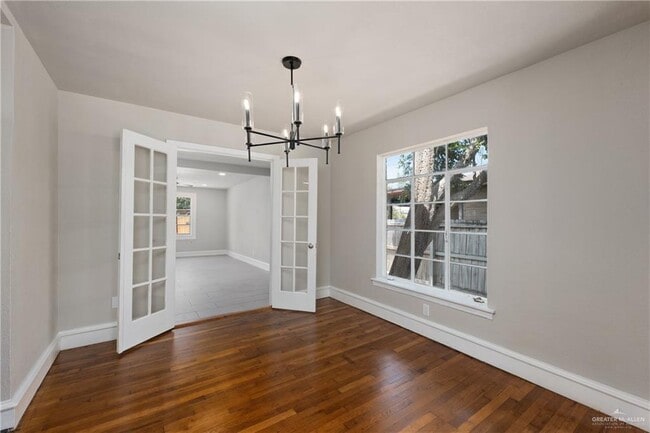 1305 Quince Ave in McAllen, TX - Building Photo - Building Photo