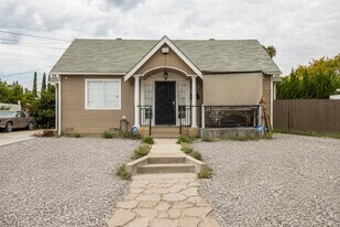10733 Louise Ave in Granada Hills, CA - Building Photo