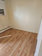 3831 Devon Rd in Royal Oak, MI - Building Photo - Building Photo