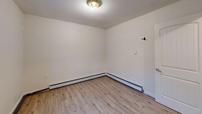 2390 Richardson Hwy in North Pole, AK - Building Photo - Building Photo