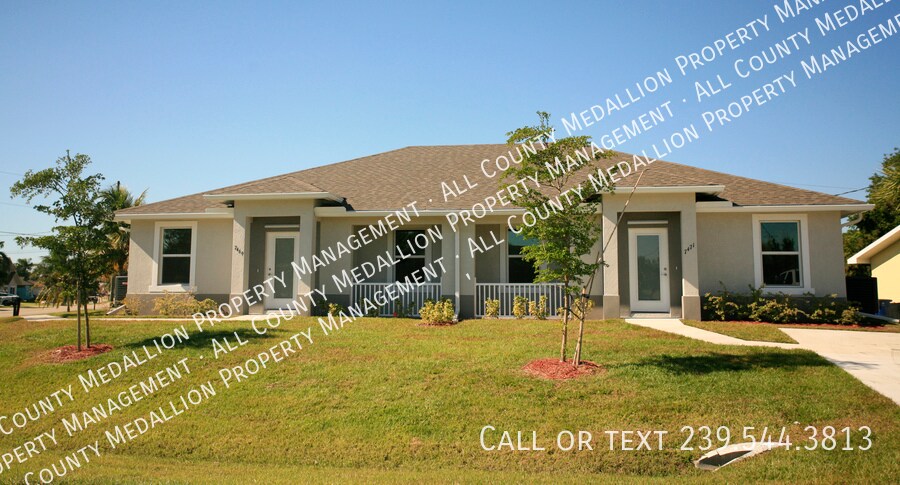 7471 Pebble Beach Rd in Ft. Myers, FL - Building Photo