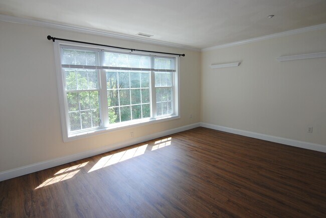 1 Maple Ridge Dr in Merrimack, NH - Building Photo - Building Photo