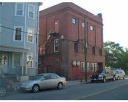 207 Chestnut St in Lynn, MA - Building Photo