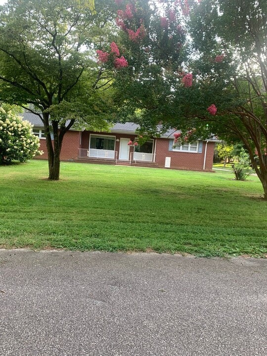 719 Morrison Ave in Salisbury, NC - Foto de edificio