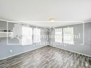 425 Longfellow Blvd in Lakeland, FL - Foto de edificio - Building Photo