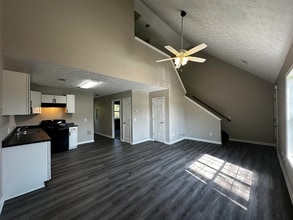 112 E Wright St in Winder, GA - Building Photo - Building Photo