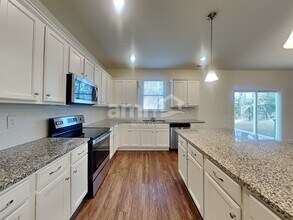 1370 Ashlyn Ct in Lawrenceville, GA - Building Photo - Building Photo