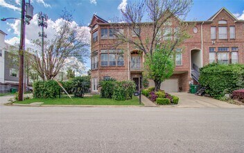 501 Leverkuhn St in Houston, TX - Building Photo - Building Photo