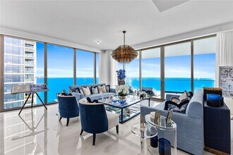 17901 Collins Ave, Unit TS4205 in Sunny Isles Beach, FL - Building Photo - Building Photo