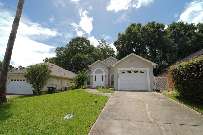 2029 Ascot Way
