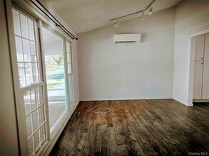 20 Princeton St in Red Hook, NY - Building Photo - Building Photo