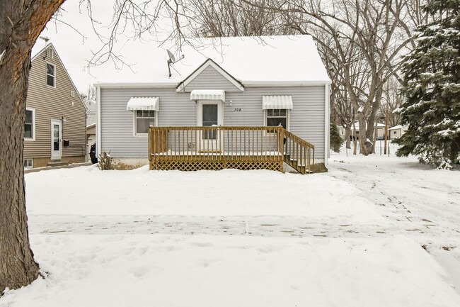 708 S Glendale Ave in Sioux Falls, SD - Building Photo - Building Photo