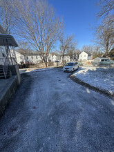 149 Long Hill Ave-Unit -2 in Shelton, CT - Building Photo - Building Photo