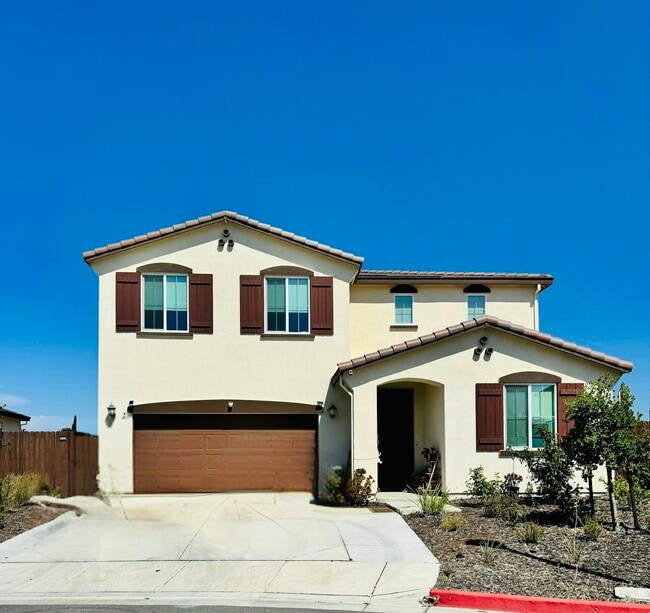 property at 4018 Kenwood Cir