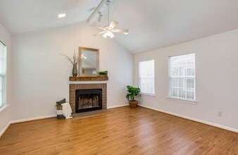 808 Kalanchoe Ct in College Station, TX - Building Photo - Building Photo