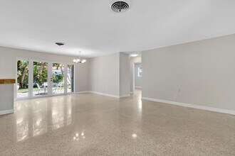 1911 NE 27th St in Lighthouse Point, FL - Building Photo - Building Photo