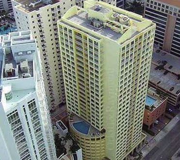 Sail on Brickell in Miami, FL - Building Photo