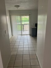 Martin Manor in Atlanta, GA - Building Photo - Building Photo