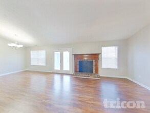 6044 McClellan Ct in Indianapolis, IN - Building Photo - Building Photo