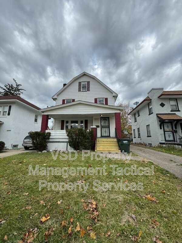 12713 Rexwood Ave in Garfield Heights, OH - Building Photo - Building Photo