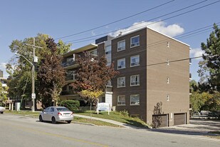 135 Stephen Dr Apartments