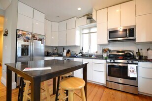 125 Summer St, Unit 2 in Watertown, MA - Building Photo