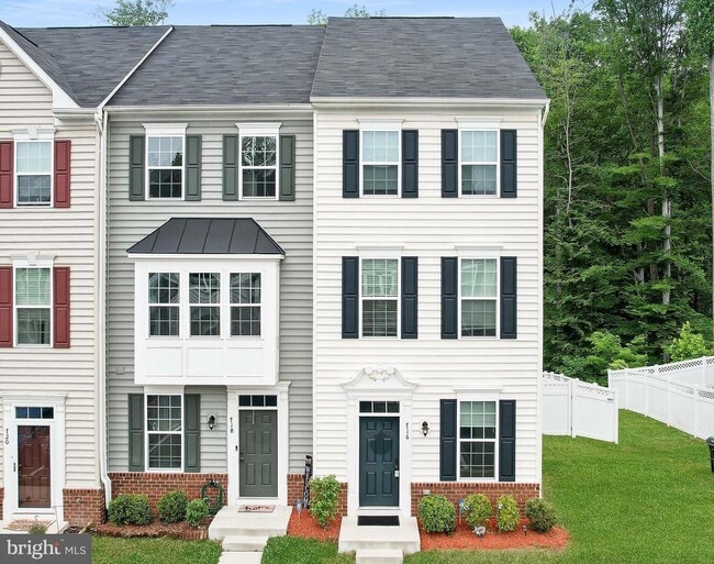 property at 716 River Crest Way