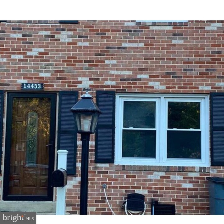 14453 Belvedere Dr in Woodbridge, VA - Building Photo